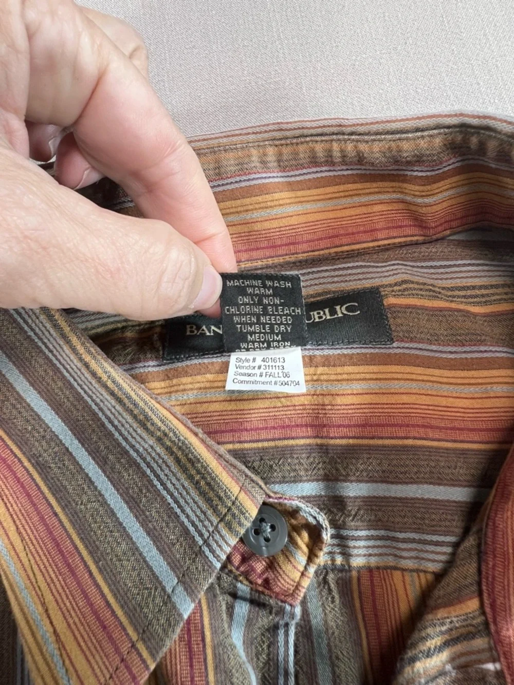 Banana Republic Men’s L Multi Stripe Long Sleeve Button Down 100% Cotton Shirt